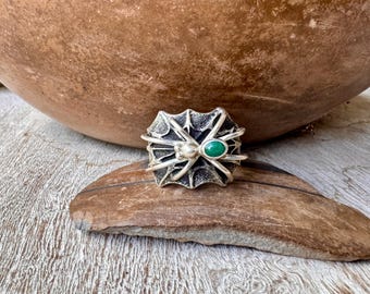 Sterling Silver Tufa Cast Spider Band Size 13, Green Turquoise Accent, Signed