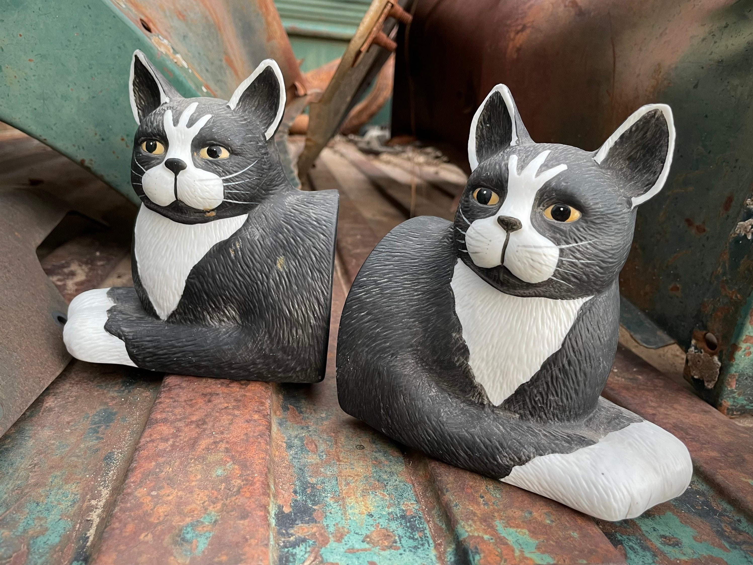 Vintage Bisque Porcelain Black White Cat Figurine Bookends Retro