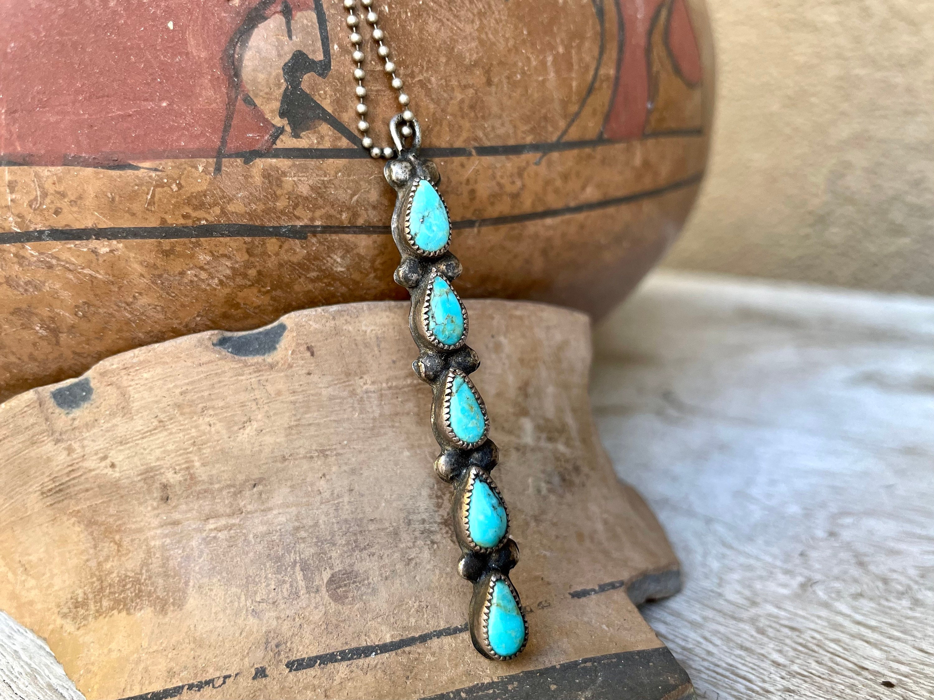 Simple turquoise necklace best sale