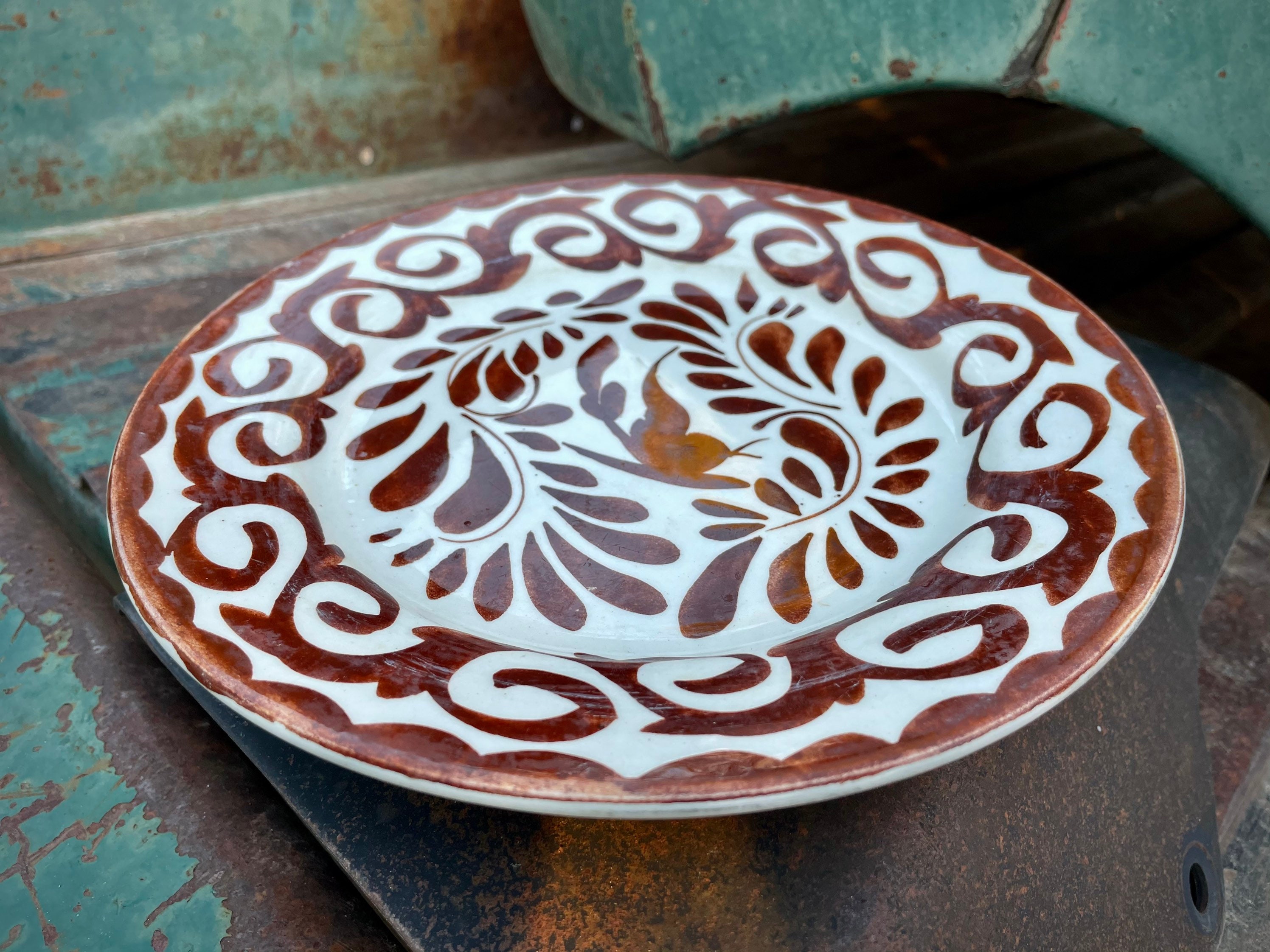 Vintage Mexican Anfora Puebla Brown Single 8 Luncheon Plate, Brown