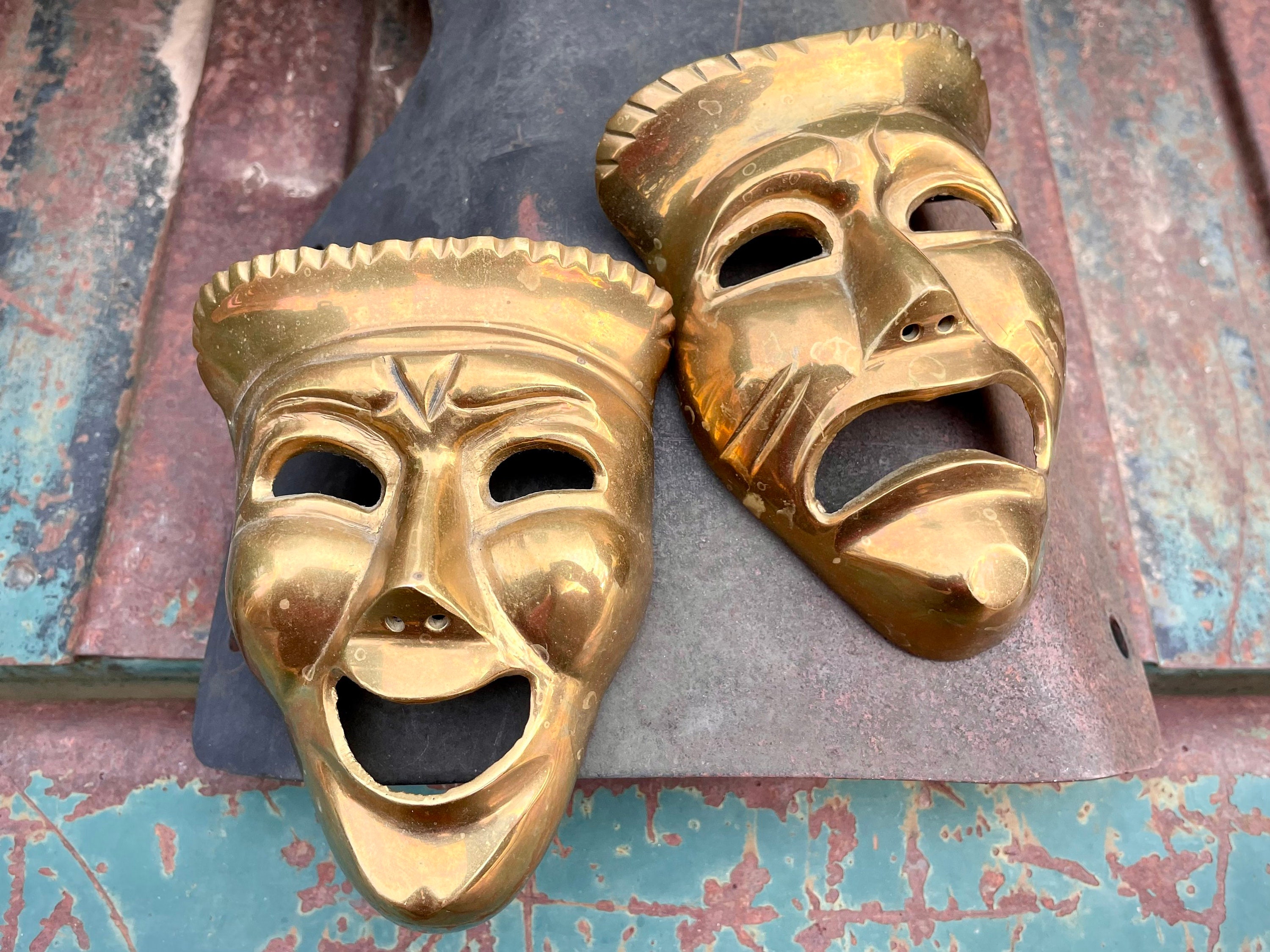 Drama Masks: Thalia + Melpomene