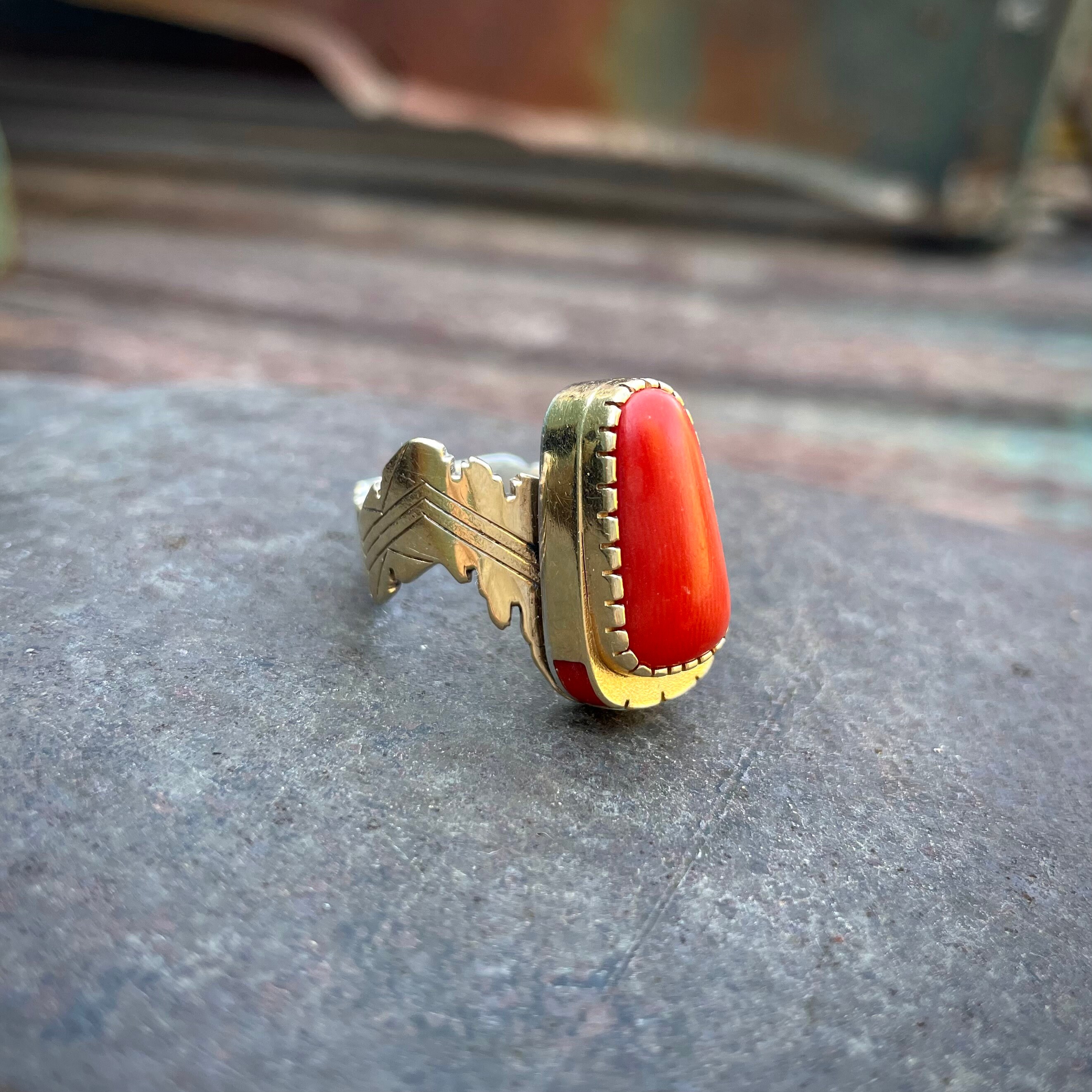 6.5 Vintage 14k Gold Inlay Native American Navajo Coral Ring 6.5 Vintage 14k Gold Inlay Native American Navajo Coral Ring