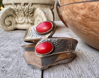 Vintage Sandcast Silver Coral Cuff Bracelet Size 6.25, Sculptural Style