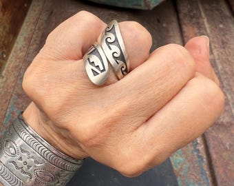 Vintage Hopi Sterling Silver Overlay Twist Ring Approx Size 7, Native American Jewelry