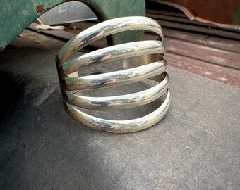 Fred Harvey Era Bell Trading Sterling Silver Spread Wire Bracelet Size 6.5, Native American