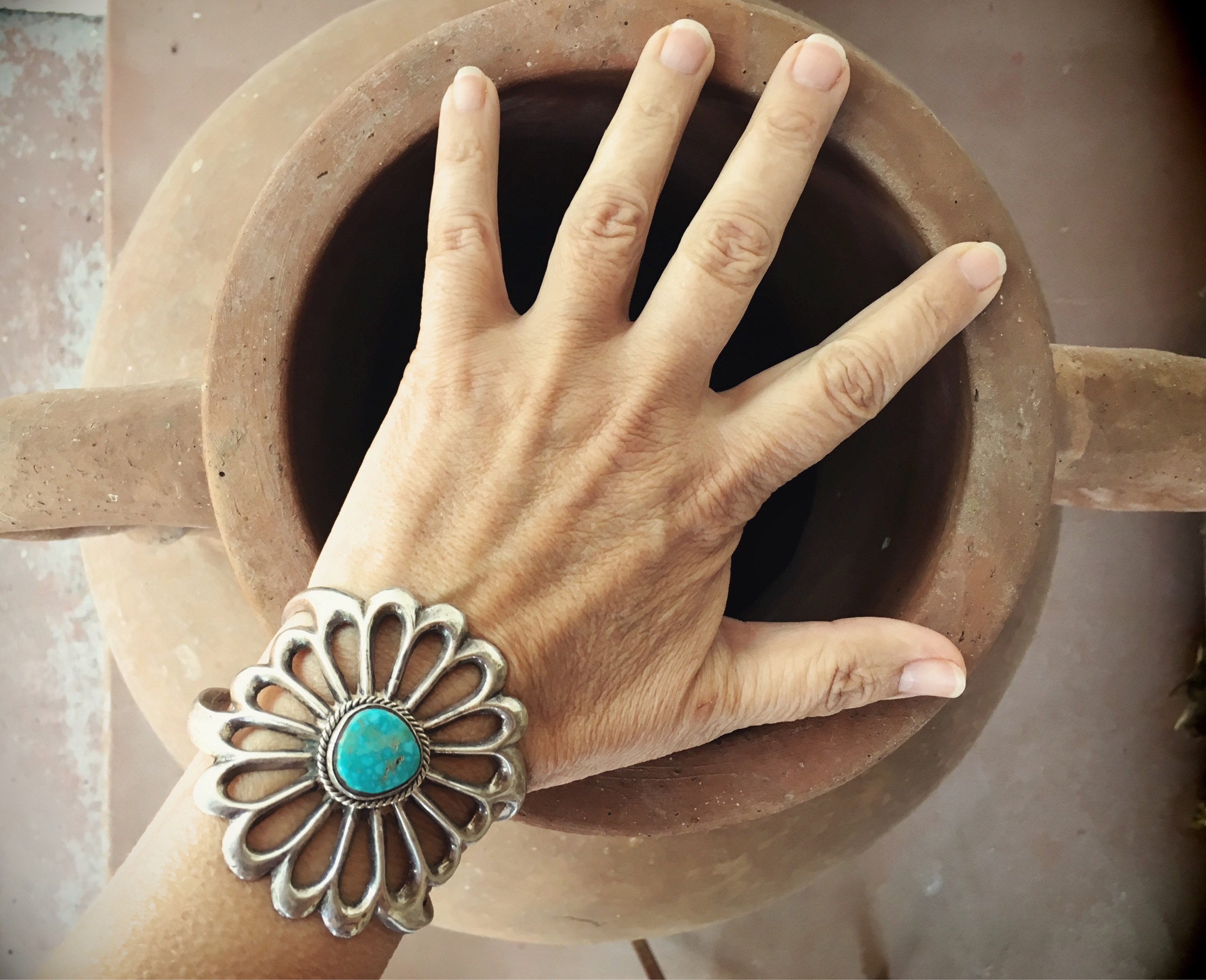 Fabulous Huge Vintage Native American Navajo Flower Sterling Silver Turquoise Ring Old Fabulous Huge Vintage Native American Navajo Flower Sterling Silver Turquoise Ring Old
