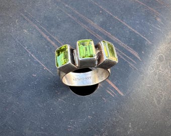 Navajo Ann Curley Sterling Silver Peridot Band Ring Approx Size 7