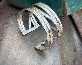 Hammered Sterling Silver Wire Cuff Bracelet Size 6.75, 1980s Contemporary