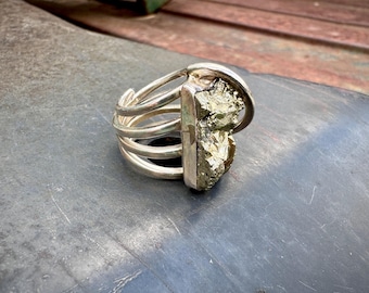 Lilly Barrack Sterling Silver & Large Pyrite Nugget Ring Approx Size 8, Contemporary Jewelry