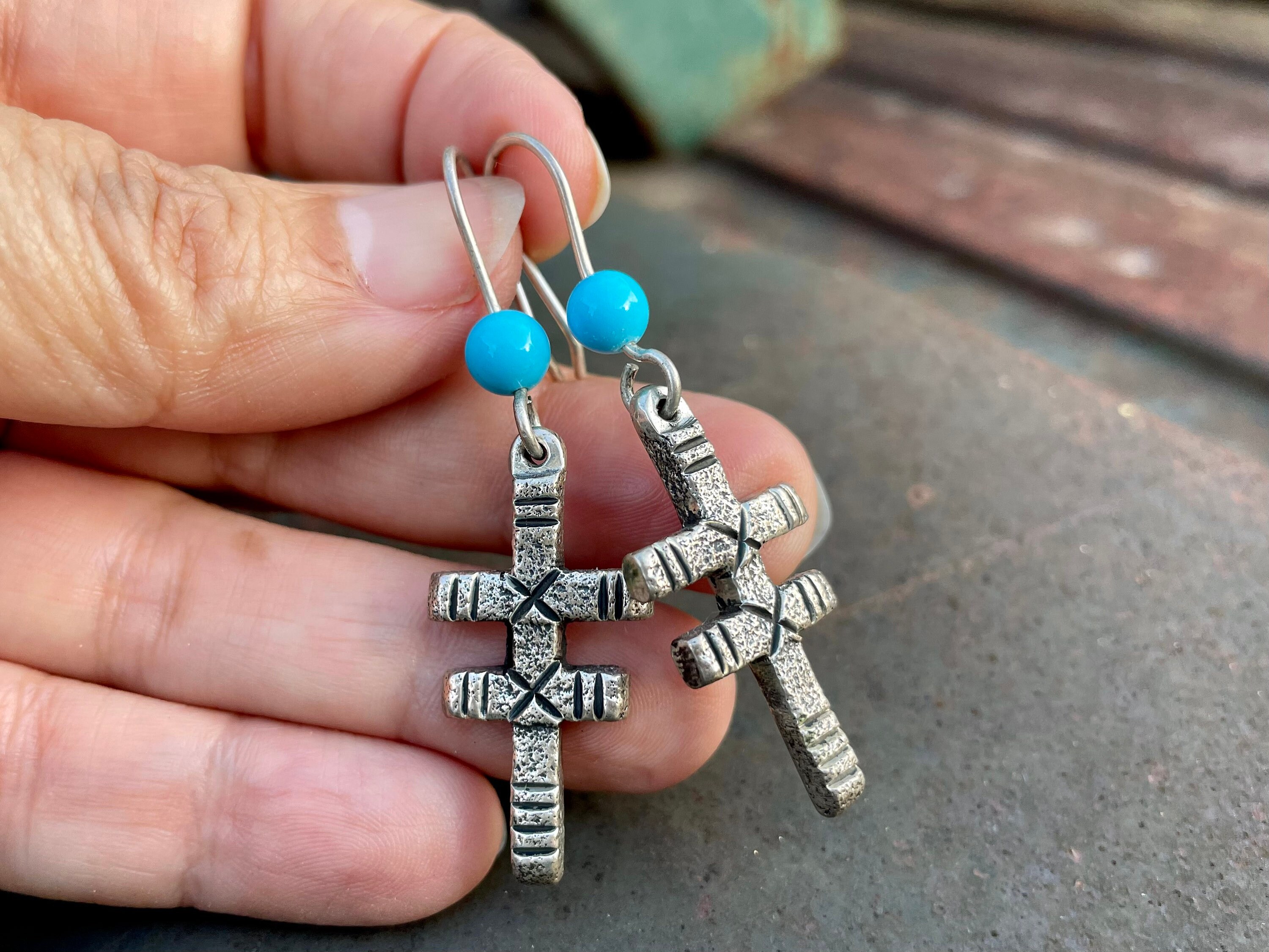 Huge cross earrings outlet