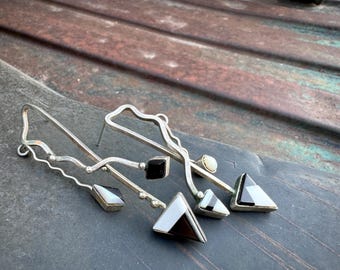 Vintage Zuni Veronica Poblano Arrow Earrings Black and White Non Symmetrical Geometric Style