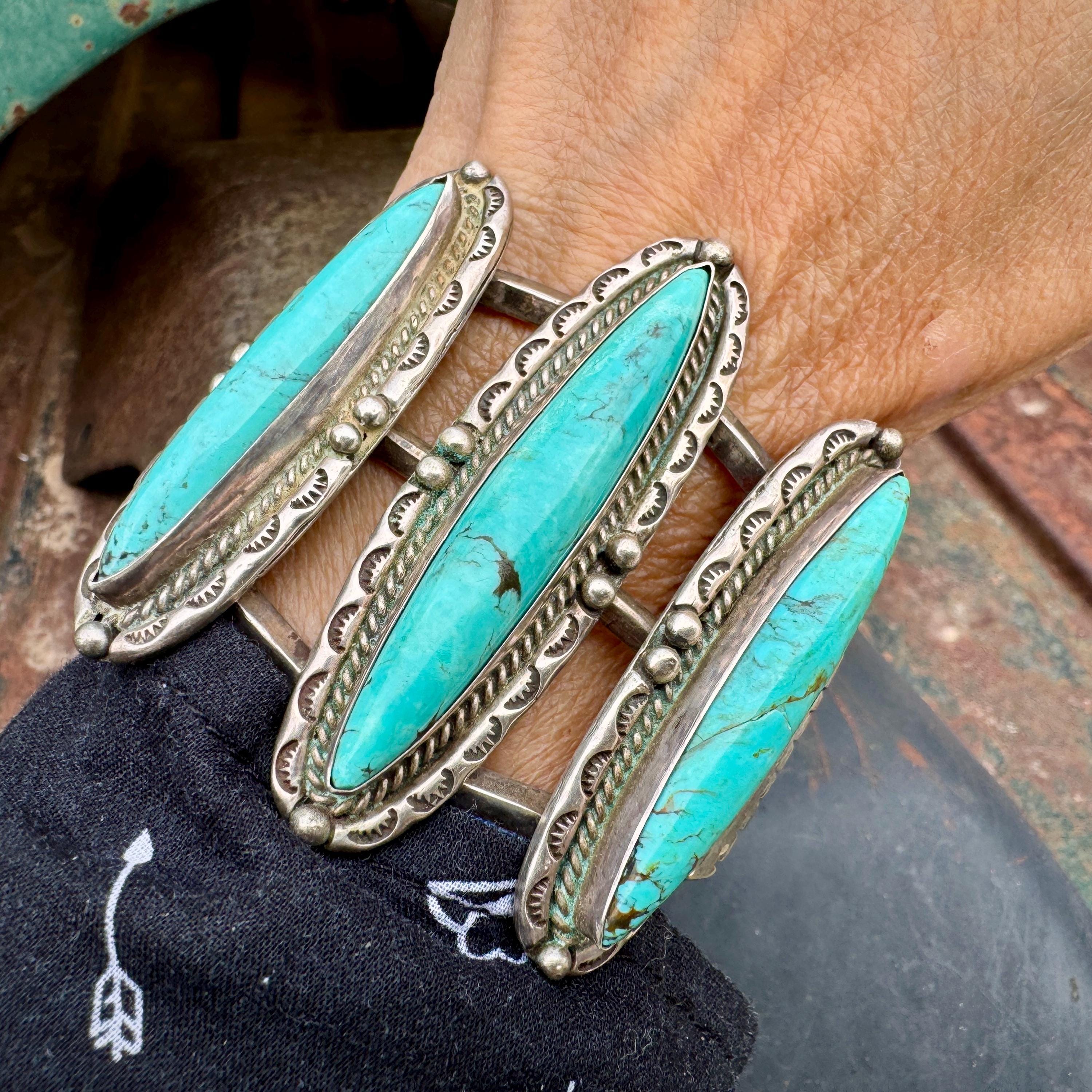 Quality Vintage Navajo Deep Blue Turquoise Native American Jewelry Silver Swirling Bracelet Quality Vintage Navajo Deep Blue Turquoise Native American Jewelry Silver Swirling Bracelet