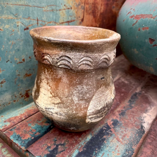 Vintage Discolored Navajo Pine Pitch Pottery Cooking Pot, Native American Indian Art, Southwestern Decor, Cow Springs Brownware, Men's Gift