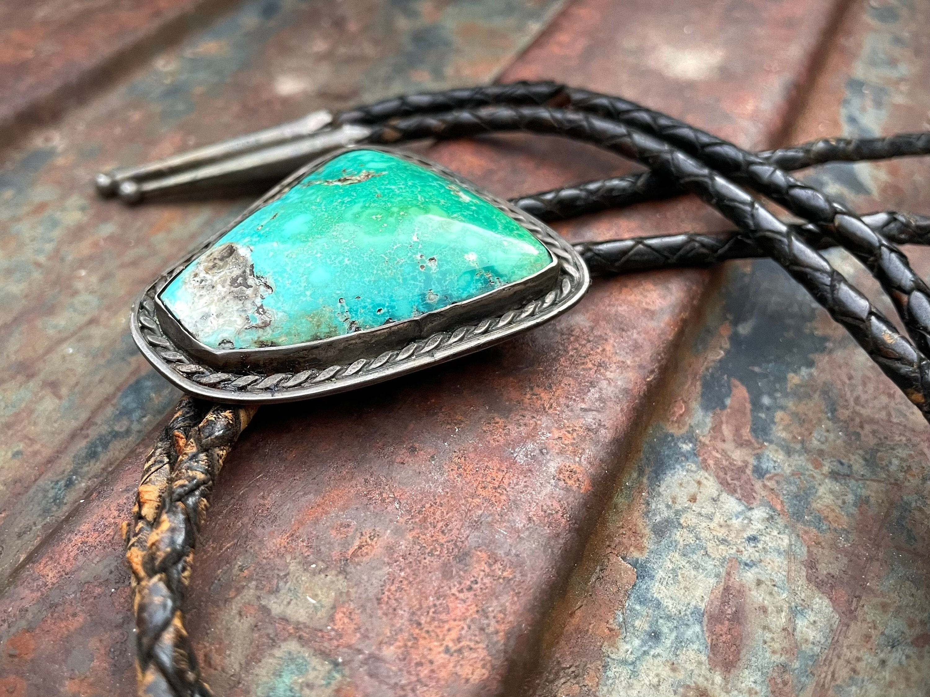 Navajo bolo store