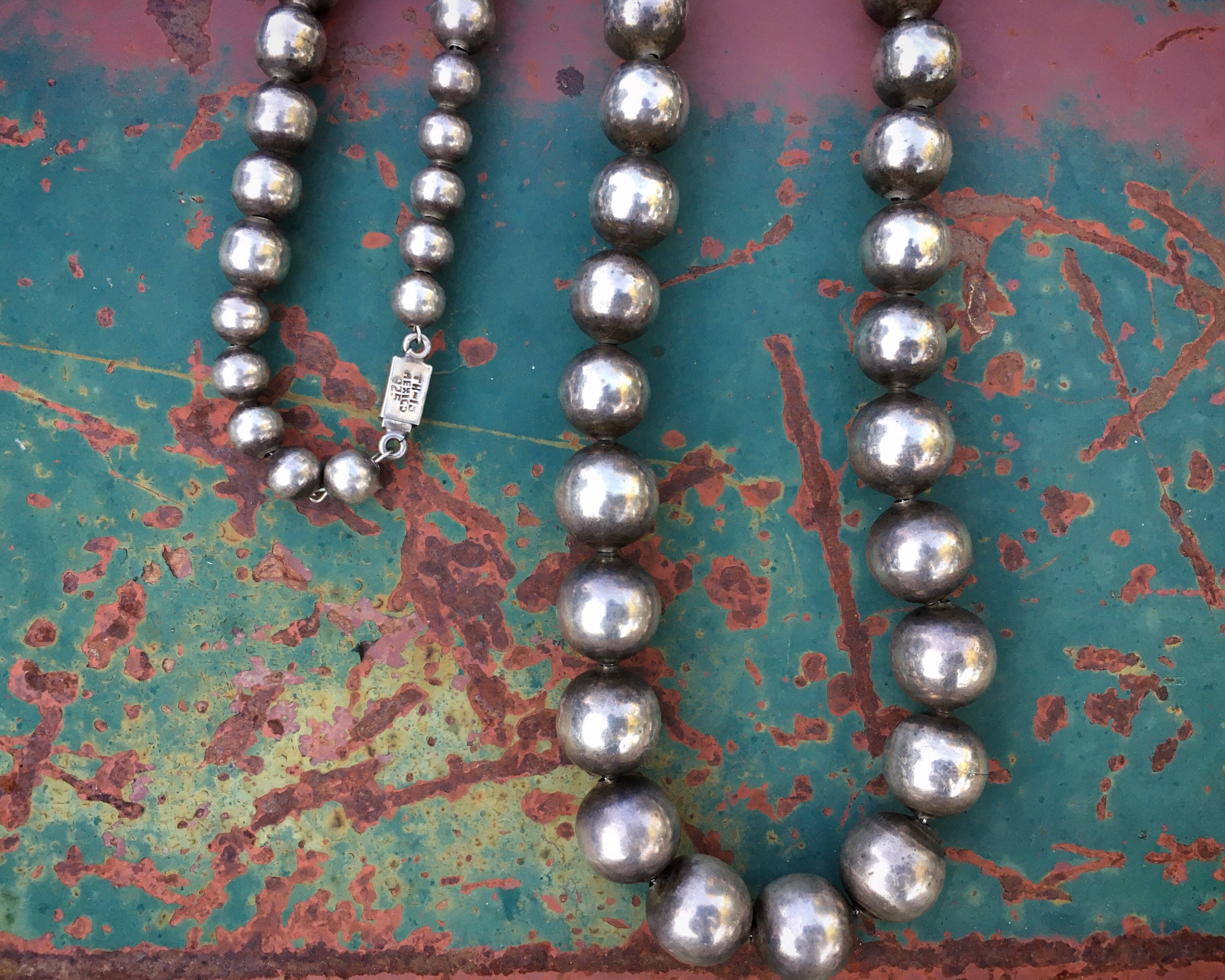 1950s 124g Taxco Mexican Sterling Silver Bead Necklace 29 Graduated 8