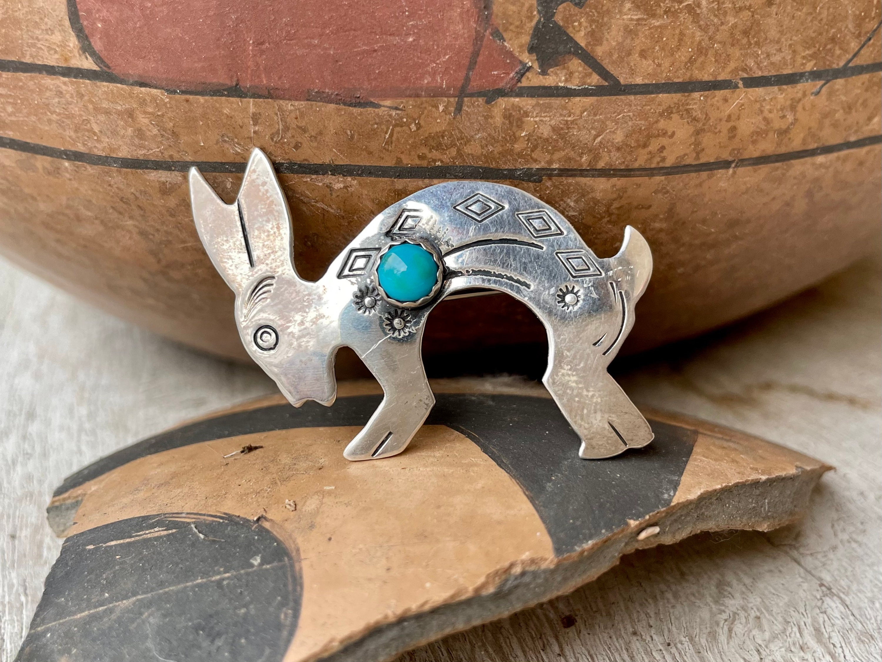 Vintage Sterling Silver Brooch Pin of Mimbres Style Hare Rabbit
