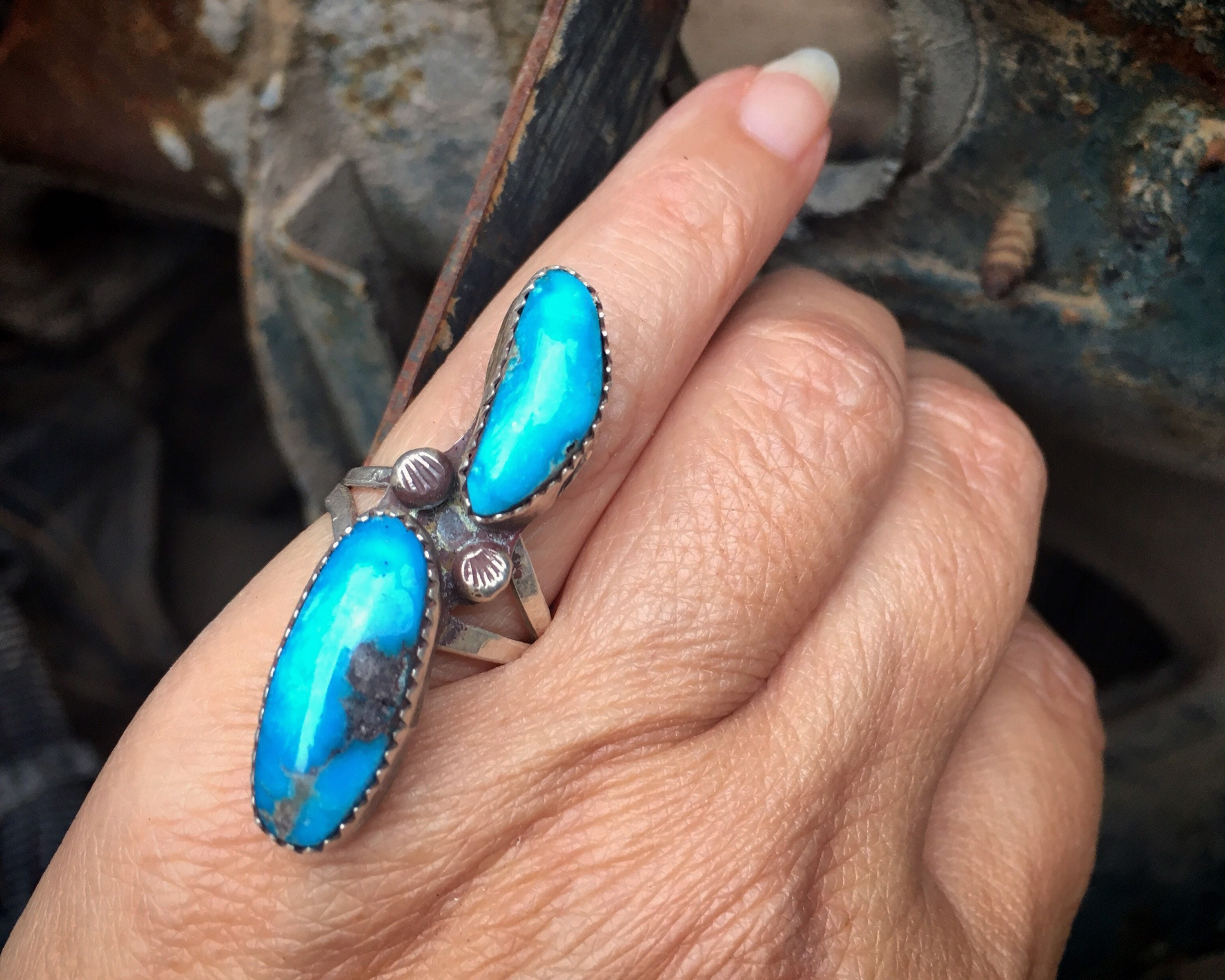 Chocolate Matrix Bisbee Turquoise Vintage Native American Navajo Sterling Silver Pin Chocolate Matrix Bisbee Turquoise Vintage Native American Navajo Sterling Silver Pin