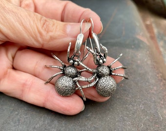 Vintage 925 Sterling Silver Dangling Spider Earrings w/ Movable Leg Sections, Insect Jewelry