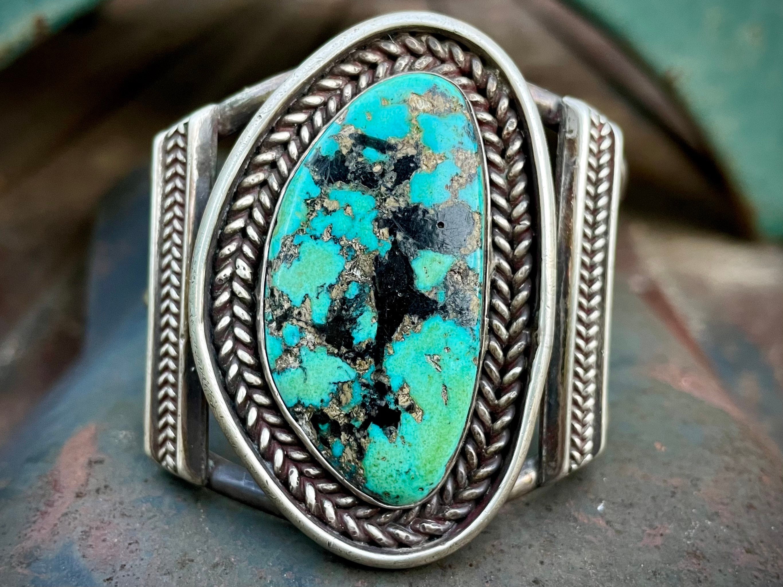 Statement Heavy Toad Vintage Native American Navajo Sterling Silver Bracelet Cuff Statement Heavy Toad Vintage Native American Navajo Sterling Silver Bracelet Cuff