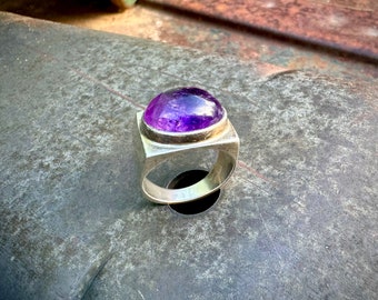 Modernist Sterling Silver Amethyst Gemstone Ring Approx Size 9, February Birthstone Gift