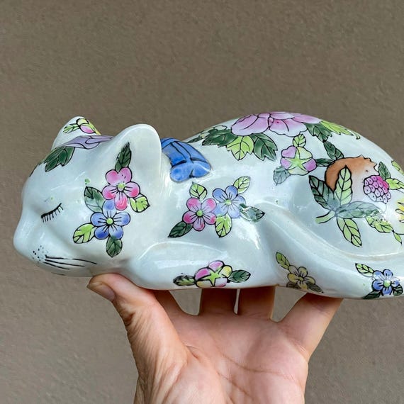 ヴィンテージ 眠っている猫 手描き磁器置物 ピンク グリーン