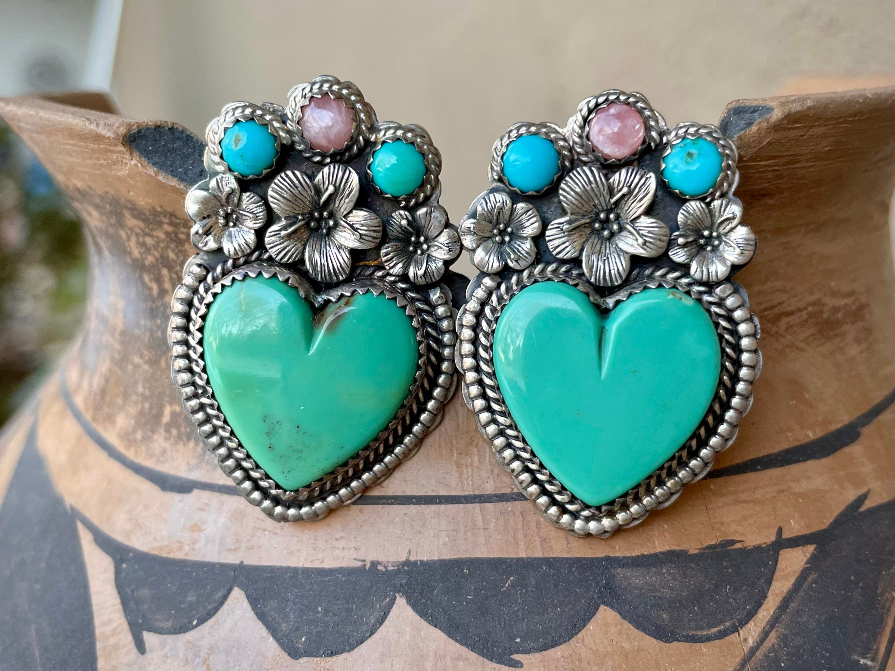 Intricate Vintage Native American Navajo Turquoise Heart Sterling Silver Earrings Intricate Vintage Native American Navajo Turquoise Heart Sterling Silver Earrings