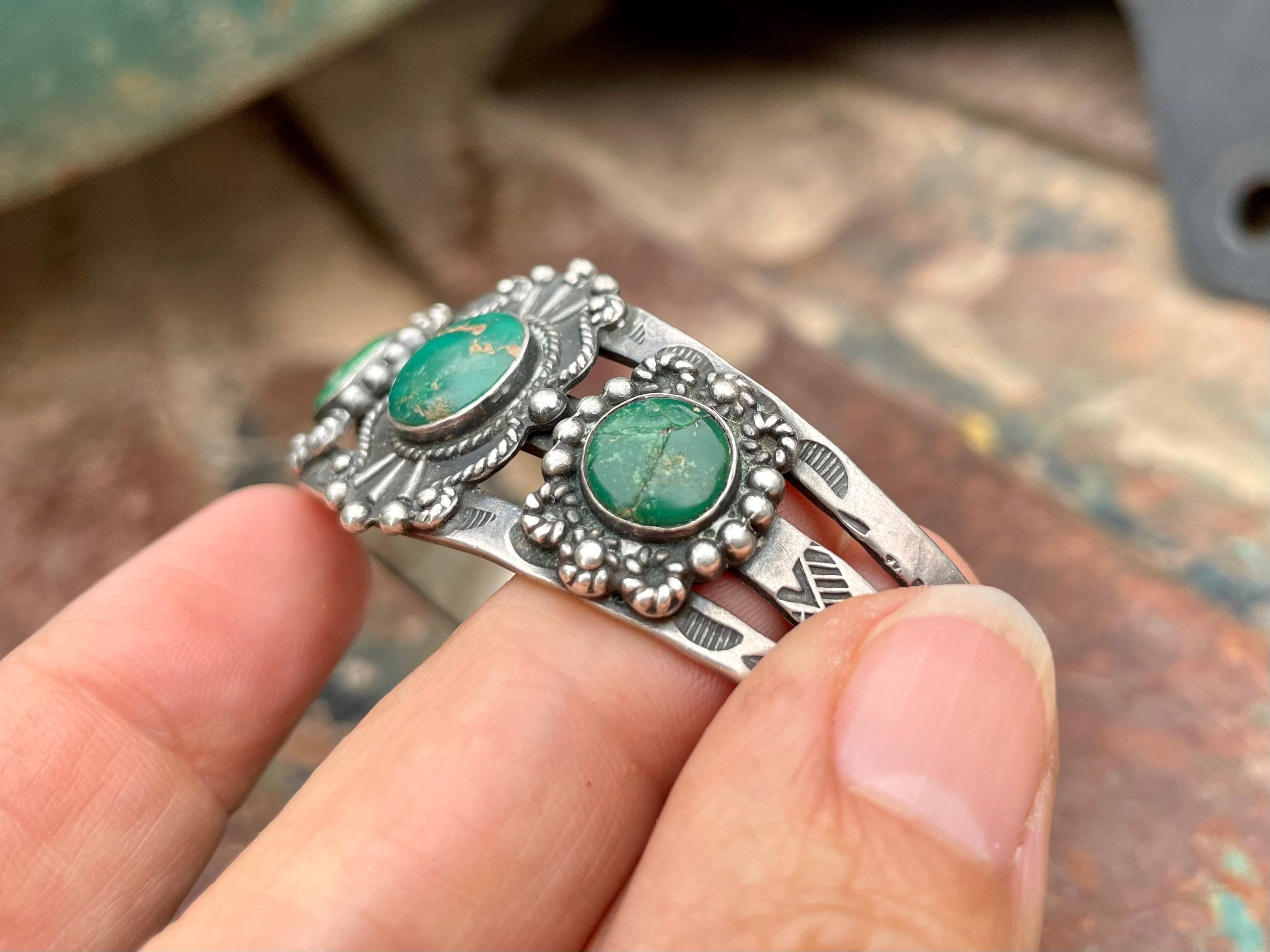 30g Fred Harvey Era Cerrillos Turquoise Bracelet (Cracked 30g Fred Harvey Era Cerrillos Turquoise Bracelet (Cracked