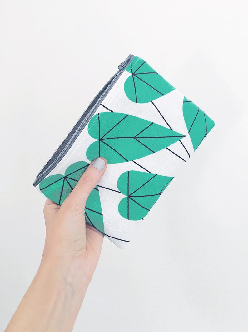Leaf Pouch