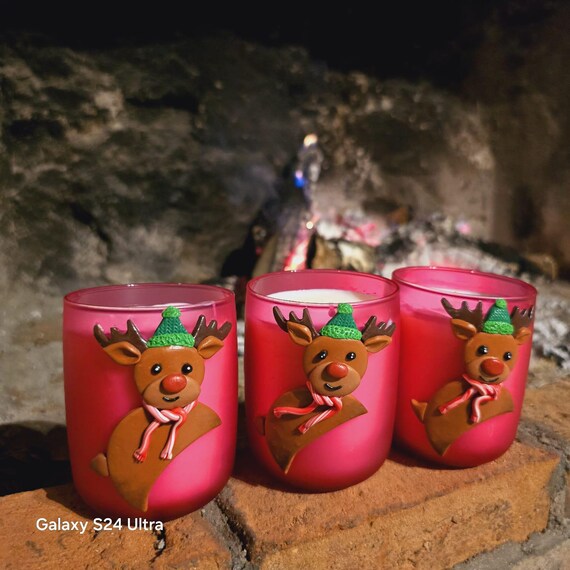 Handmade Reindeer Candle: Scented Christmas Decor in Red Jar