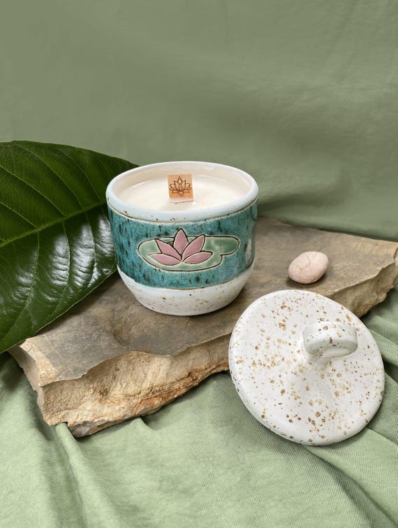 Handmade Ceramic Lotus Candle: Soya Wax Aromatherapy, Wooden Wick