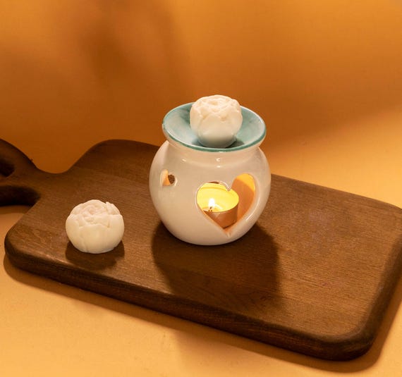 Handmade Flower Soy Wax Melts & Ceramic Burner Set: Aromatherapy Gift