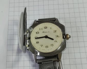Vintage Raketa mechanical wrist watch for the blind USSR (Russian) cal. 2601.H 19 jewels .Serviced by a professional master !