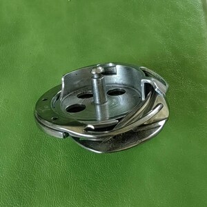 Original japansk roterande gripare 159156201/159156-901 för Brother BAS-500 symaskin