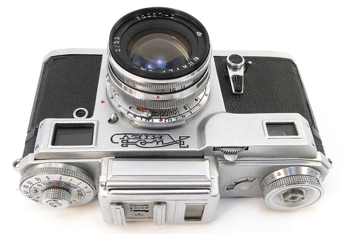 ヴィンテージ KIEV-4 レンジファインダーカメラ、ソ連製 Jupiter-8 m 2