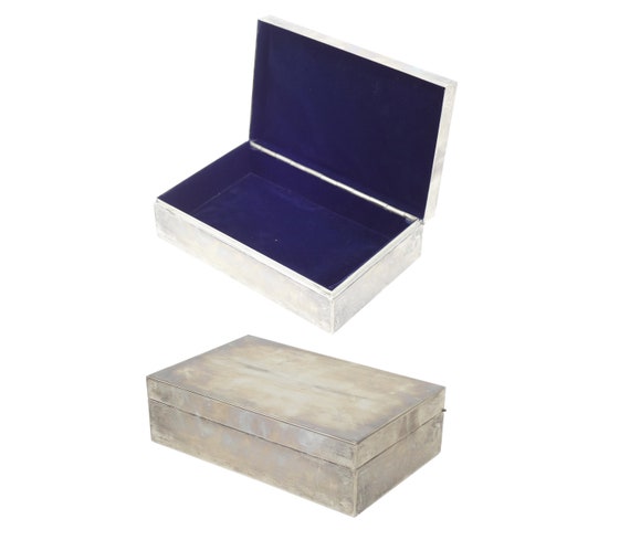 Minimalist Vintage Silver Silverplate Hinged Box w