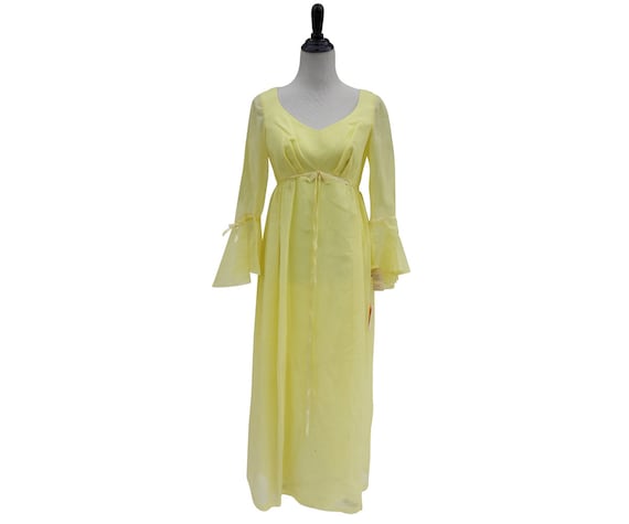 Long Vintage Yellow Bridesmaid Dress with Bell Sleeves Sz 11 Fits like 6 or 8 Belle Beauty Costume Long Vintage Yellow Bridesmaid Dress with Bell Sleeves Sz 11 Fits like 6 or 8 Belle Beauty Costume