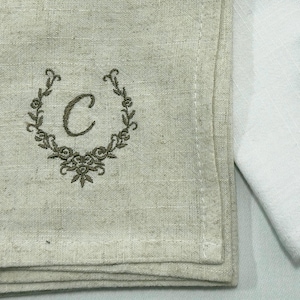 Personalisierte Stoffserviette mit Monogramm | Bestickte Leinen- / Baumwollserviette | Hochzeit, Dinner & stilvolle Tischdeko