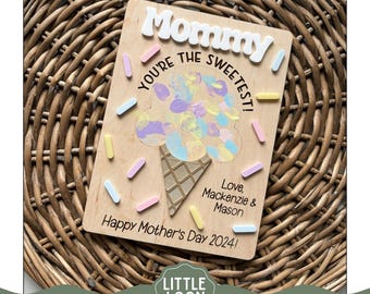 Letrero de huellas de manos en formato SVG para manualidades / Letrero para el Día de la Madre / Regalo para el Día de la Madre / Regalo para mamá / Regalo para la abuela / Obra de arte con huellas dactilares / Archivo de corte láser