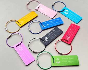 Etiqueta de equipaje de aluminio grabada a medida, identificador personalizado para maleta de viaje.