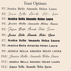 Puede incluir: Un fondo beige muestra opciones de fuente. El texto "Font Options" est&aacute; en la parte superior. Se muestran doce estilos de fuente diferentes, cada uno con los nombres "Jessica Bella Amanda Helen Laura".