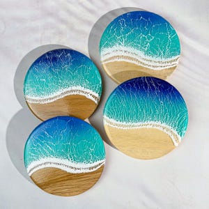 Ocean Resin Coasters Set of 4 – Beach Wave Epoxy Coasters, Coastal Drinkware, Nautical Home Decor, Handmade Gift for Beach Lovers