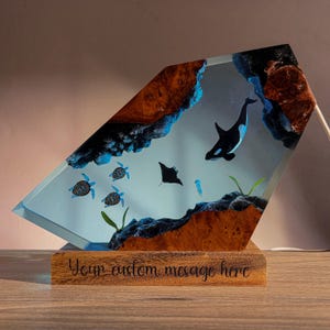Orca Whale Ocean Resin Lamp – LED Epoxy Art Light with Diver, Sea Turtle & Manta Ray | Personalized Ocean Night Light