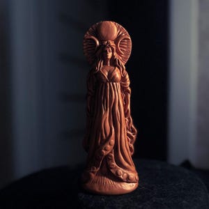 Triple Moon Goddess Statue – Divine Feminine Altar Decor, Pagan Witch Figurine