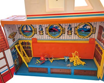 Vintage Barbie Chris Craft Dream Boat with Some Accessories 1974 Yacht Toy