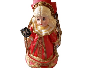 Red Queen Hallmark Keepsake Ornament in Box Alice in Wonderland Madame Alexander Series 1999