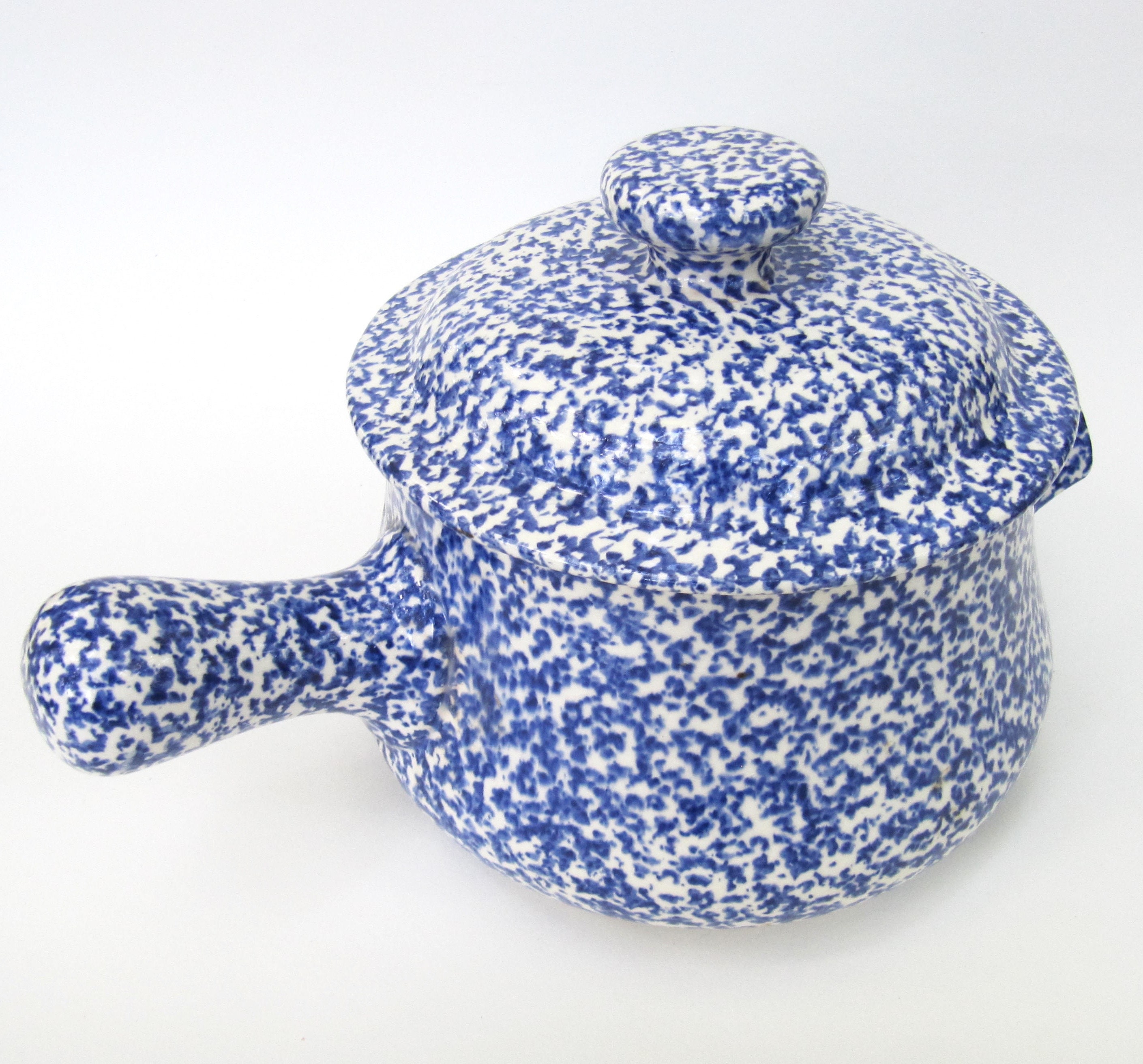 USA Pottery Splatterware Spongeware Blue White Bean Pot avec