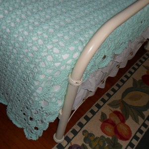 Crochet Afghan California King 118 inWx 94 inL Blanket Bedspread Throw Coverlet ''SHELLS GALORE'' in Pastel Mint image 2