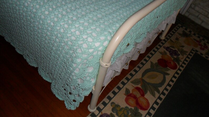 Crochet Afghan California King 118 inWx 94 inL Blanket Bedspread Throw Coverlet ''SHELLS GALORE'' in Pastel Mint image 2