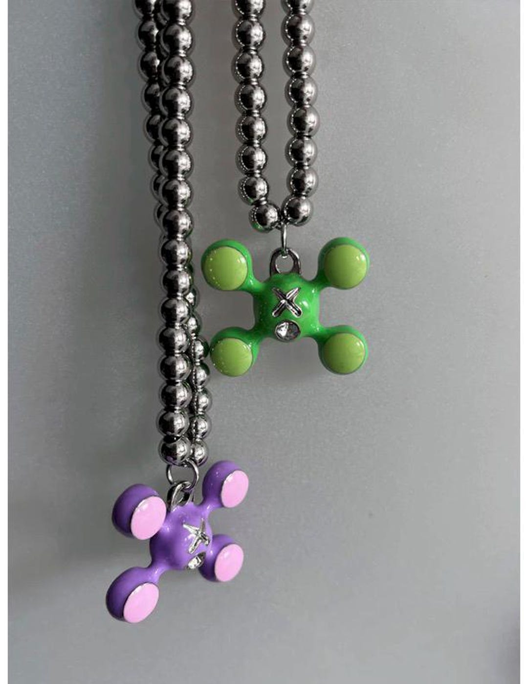 Sphere Legs Pendant in Enameled Sterling Silver – Homer