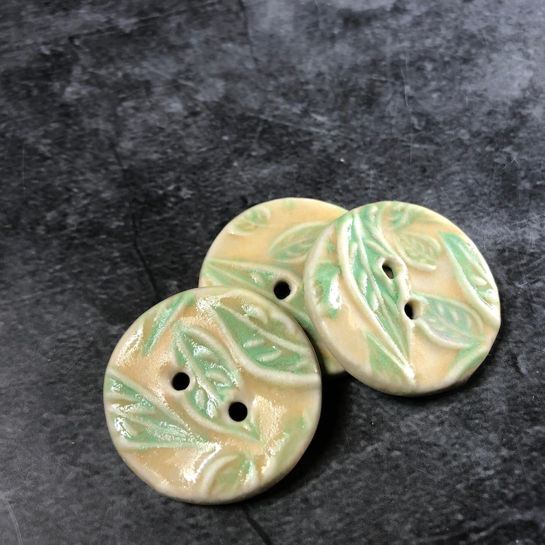 Cream with Light Green Leaves Round Buttons